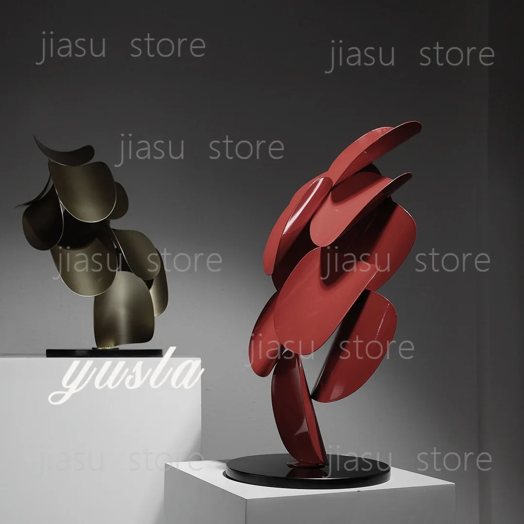 Luxury Large Size Floor Sculpture, High-grade Home Decor for Villa Living Room Entrance Hall Showroom
Luxury Large Size Floor Sculpture, High-grade Home Decor for Villa Living Room Entrance Hall Showroom