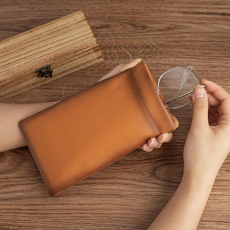 Genuine Leather Glasses Bag Case Coin Wallet Sunglasses Storage Holder Pouch Ultra-thin Eyeglasses Box Eyewear Protector For Men
Genuine Leather Glasses Bag Case Coin Wallet Sunglasses Storage Holder Pouch Ultra-thin Eyeglasses Box Eyewear Protector For Men