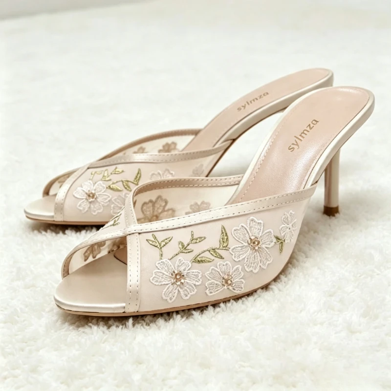 Black Mesh Embroidered Design Stiletto Slippers Women Fashion String Bead Detail Slide Sandals Sexy Round-Toe Peep-Toe Sandals
Black Mesh Embroidered Design Stiletto Slippers Women Fashion String Bead Detail Slide Sandals Sexy Round-Toe Peep-Toe Sandals