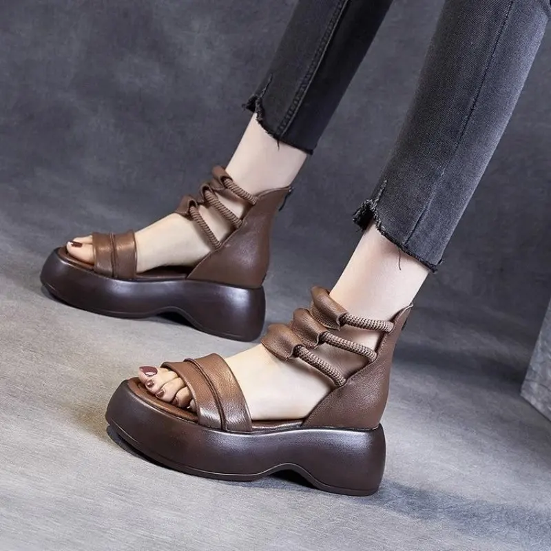 Women Summer Sandals Mid Heels Wedges Shoes Ladies Vintage Leather Plus Size 43 Sandalias Mujer Sapato Feminino Fashion Footwear
Women Summer Sandals Mid Heels Wedges Shoes Ladies Vintage Leather Plus Size 43 Sandalias Mujer Sapato Feminino Fashion Footwear