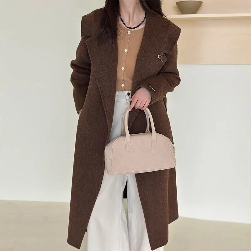 Высококачественное шерстяное пальто для женщин, осенне-зимнее шерстяное пальто для женщин
Высококачественное шерстяное пальто для женщин, осенне-зимнее шерстяное пальто для женщин