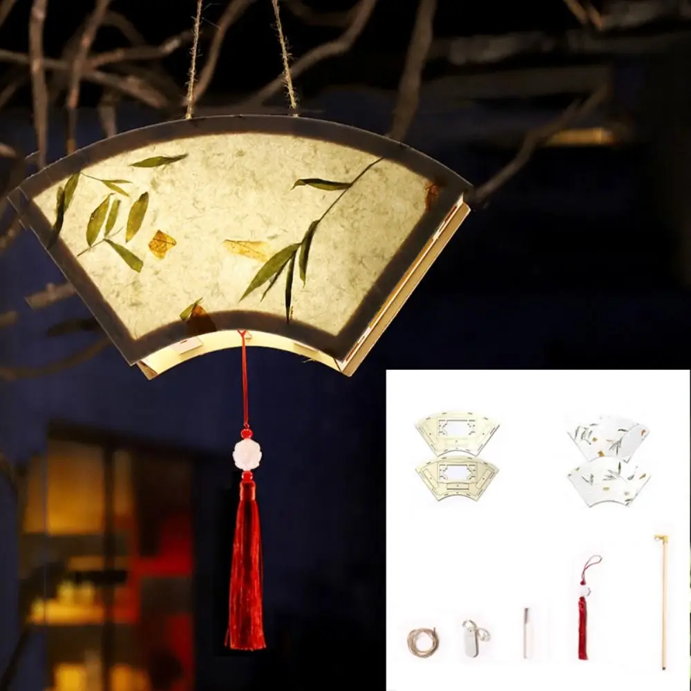 Retro Wooden Mid-Autumn Festival Lantern LED Light Creative DIY Flower Lamp Glowing Drawing Art Lantern Mid-autumn
Retro Wooden Mid-Autumn Festival Lantern LED Light Creative DIY Flower Lamp Glowing Drawing Art Lantern Mid-autumn
