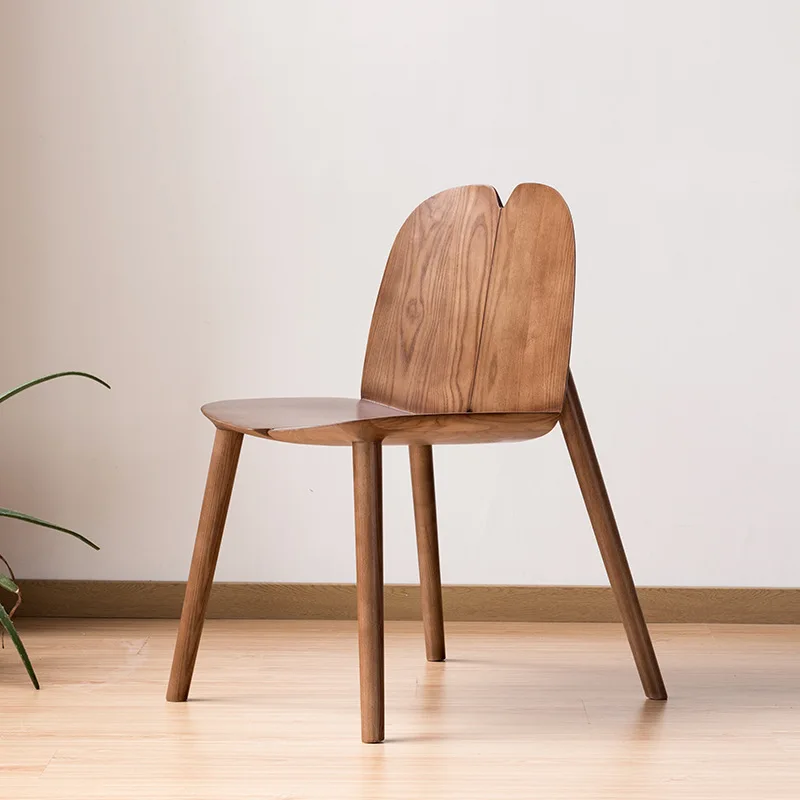 Nordic Household Solid Wood Chair Designer Restaurant Study Dining Chair Modern Minimalist Backrest Chair
Nordic Household Solid Wood Chair Designer Restaurant Study Dining Chair Modern Minimalist Backrest Chair