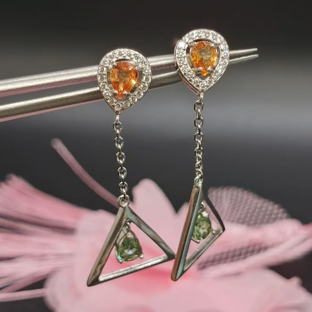 Fashion 925 Silver Triangle Drop Earrings 4mm*5mm Natural Sapphire Earrings 18K Gold Plating Sapphire Jewelry
Fashion 925 Silver Triangle Drop Earrings 4mm*5mm Natural Sapphire Earrings 18K Gold Plating Sapphire Jewelry