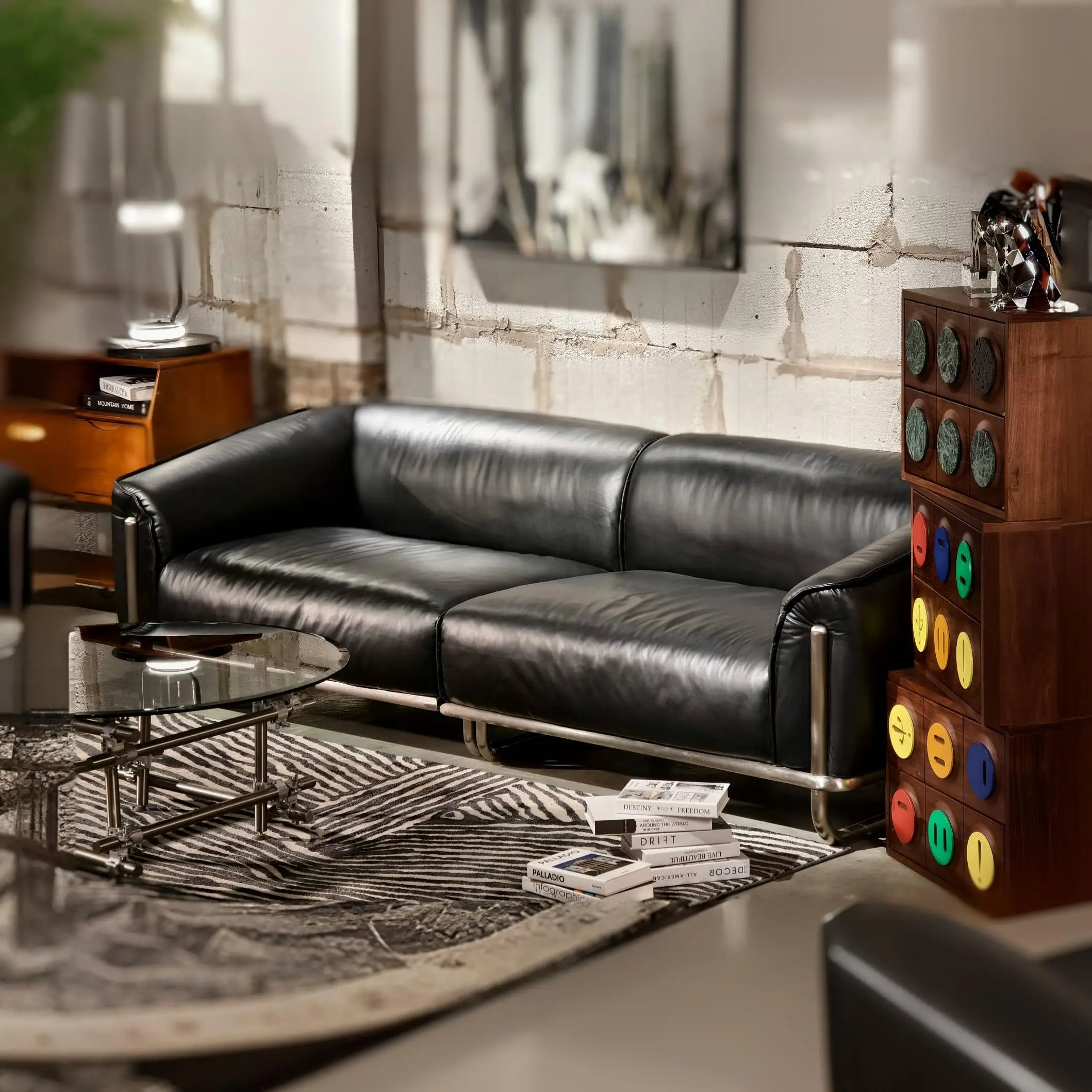 # Vintage Genuine Leather Two Seat Bauhaus Sofa Oil-waxed Sponge Filled Light Luxury Minimalist Retro Living Room Model
# Vintage Genuine Leather Two Seat Bauhaus Sofa Oil-waxed Sponge Filled Light Luxury Minimalist Retro Living Room Model