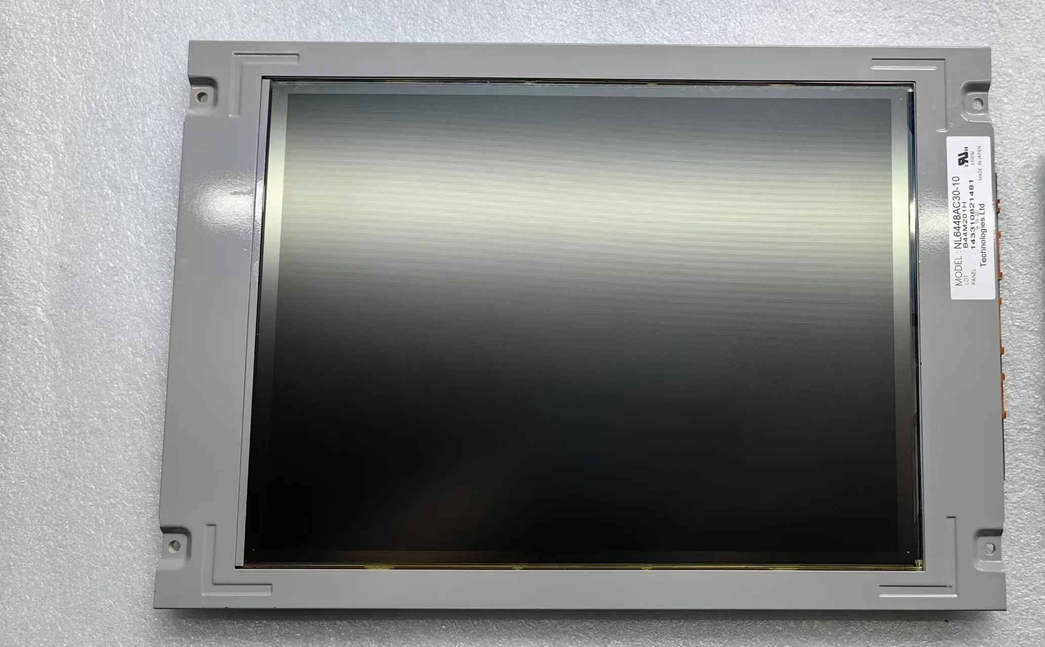 Оригинальный тестовый промышленный экран NL6448AC30-10 9,4 дюйма
Оригинальный тестовый промышленный экран NL6448AC30-10 9,4 дюйма