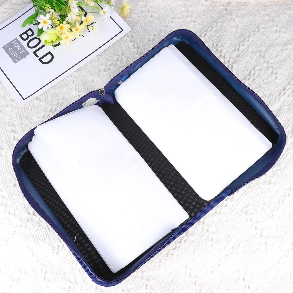 Mercerized Cloth 128 Pieces CD Storage Pouch Large Capacity Handheld CD Bag Fashion CD Supplies (Blue)
Mercerized Cloth 128 Pieces CD Storage Pouch Large Capacity Handheld CD Bag Fashion CD Supplies (Blue)