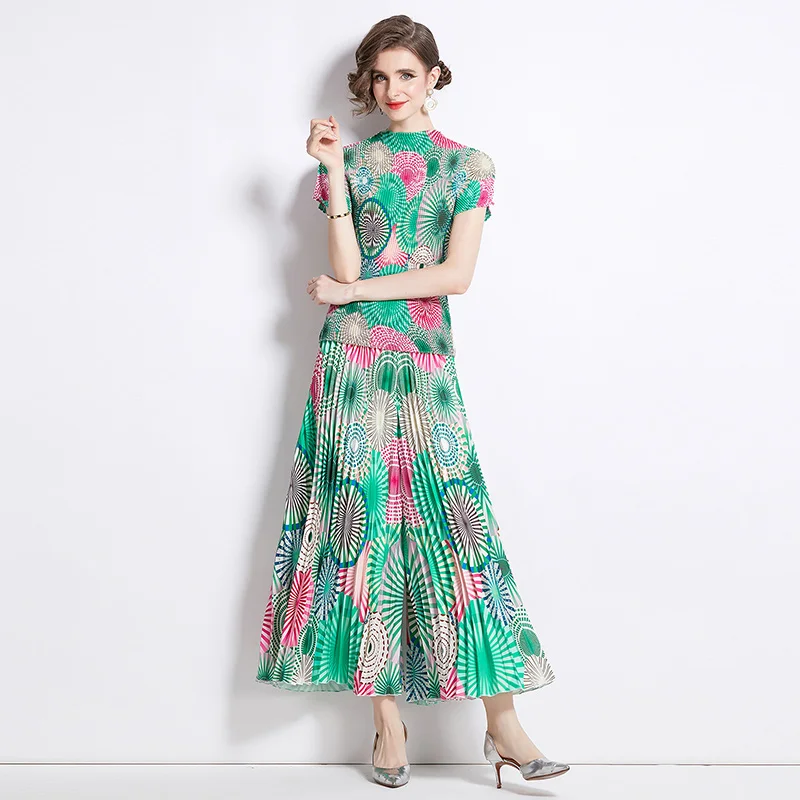 2024 New Summer Miyake Pants Suits Elegant Women O Neck Short Sleeve Printed High Stretch T-Shirt +Pleated Wide-Leg Trousers Set
2024 New Summer Miyake Pants Suits Elegant Women O Neck Short Sleeve Printed High Stretch T-Shirt +Pleated Wide-Leg Trousers Set