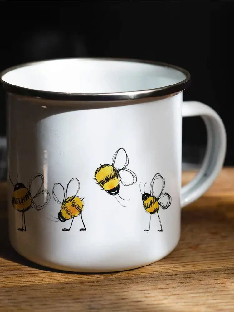 Modern Minimalist Enamel Mug for Office Workers And Kindergarten Teachers Cute Bee Design Drinking Cup Nordic Style Ceramic Cup
Modern Minimalist Enamel Mug for Office Workers And Kindergarten Teachers Cute Bee Design Drinking Cup Nordic Style Ceramic Cup