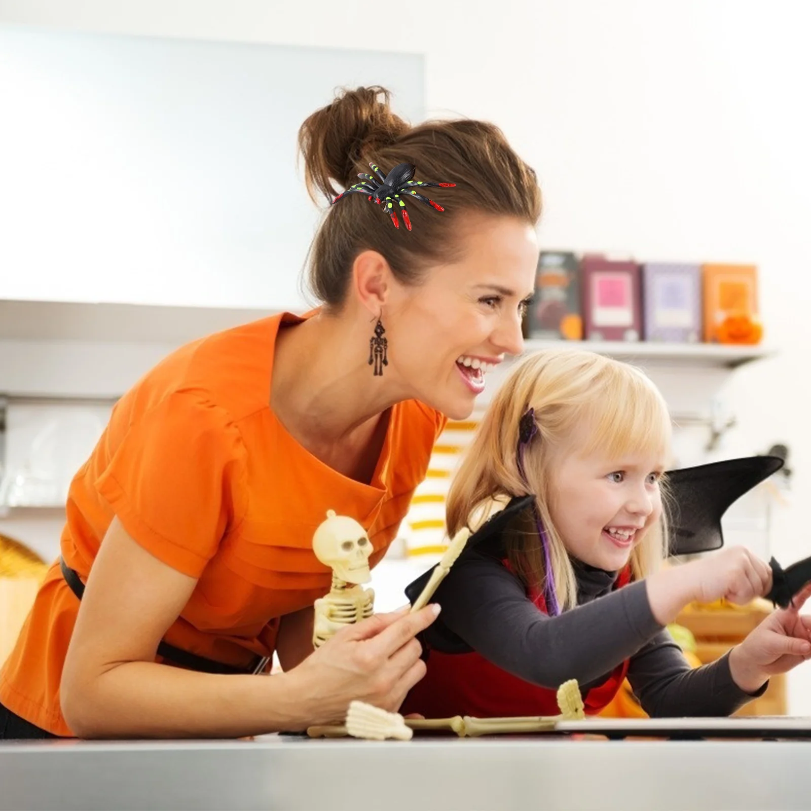 4Pcs Halloween Spider Plastic Prank Props Trick Decorations for Party Creative Halloween Festival Accessories Party Accessories
4Pcs Halloween Spider Plastic Prank Props Trick Decorations for Party Creative Halloween Festival Accessories Party Accessories