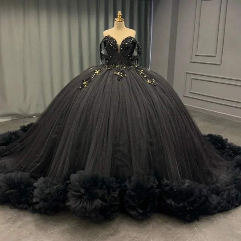 Black Princess Quinceanera Dresses Off Shoulder Applique Lace Beading Tull Sweet 16 Dress Ball Gown Vestidos 15 De Anos
Black Princess Quinceanera Dresses Off Shoulder Applique Lace Beading Tull Sweet 16 Dress Ball Gown Vestidos 15 De Anos