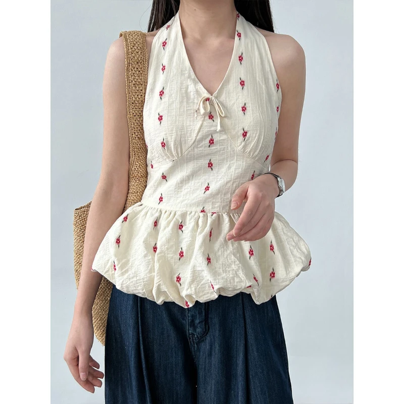 Luxi, French Sweet Ballet Buddha Embroidered Floral Neck Shirt Womens Summer New Niche Vest with Elegant Temperament Beauty Lazy
Luxi, French Sweet Ballet Buddha Embroidered Floral Neck Shirt Womens Summer New Niche Vest with Elegant Temperament Beauty Lazy