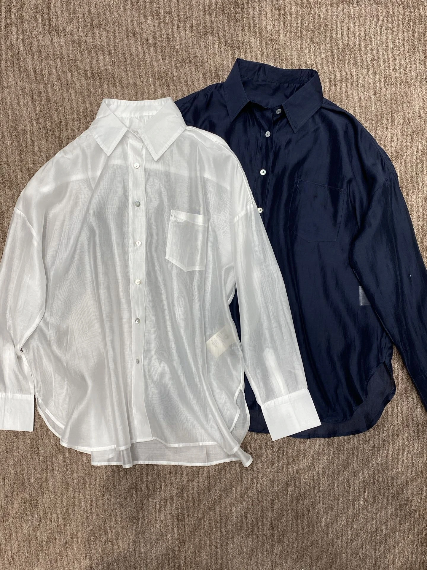 Women's Slimming Fashionable Long Sleeve Shirt Lightweight Breathable Collar Embroidered Pocket Loose Fit Summer Commute...
Women's Slimming Fashionable Long Sleeve Shirt Lightweight Breathable Collar Embroidered Pocket Loose Fit Summer Commute...