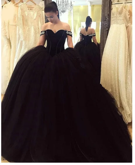 ANGELSBRIDEP Elegant Formal Quinceanera Dresses Meninas De 15 Anos Porno Off The Shoulder Black Tulle Lace Up Girl Ball Gown
ANGELSBRIDEP Elegant Formal Quinceanera Dresses Meninas De 15 Anos Porno Off The Shoulder Black Tulle Lace Up Girl Ball Gown
