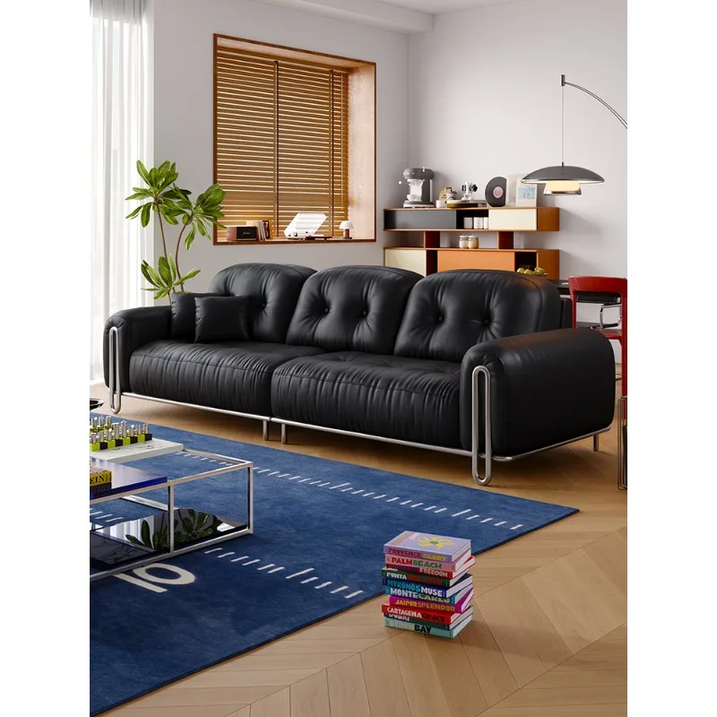 Диван из коровьей кожи в стиле баварского бахауса для небольшой квартиры, гостиная
Диван из коровьей кожи в стиле баварского бахауса для небольшой квартиры, гостиная