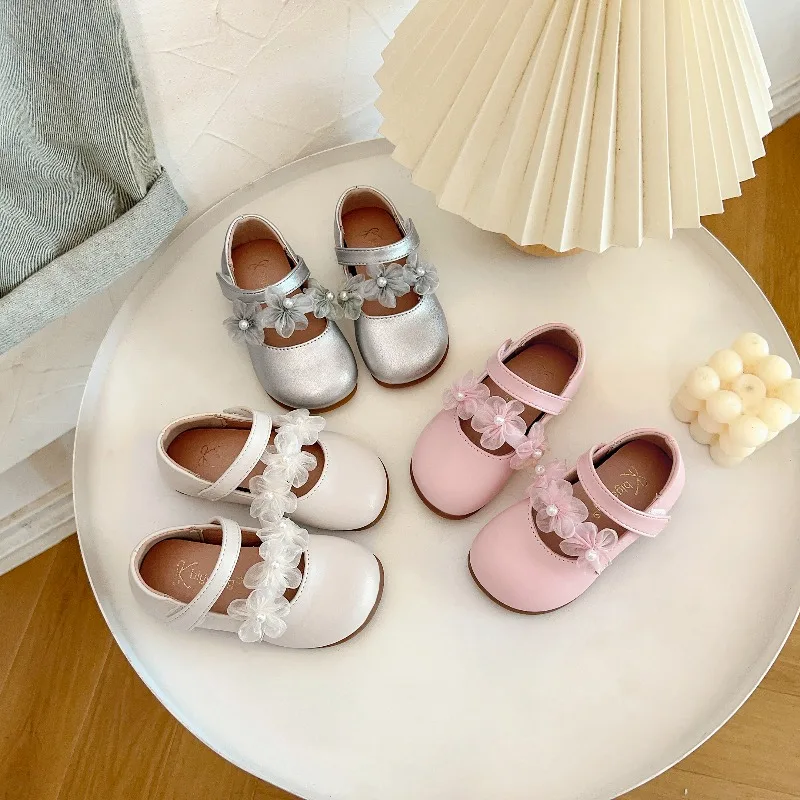 Girls Simple and Comfortable Leather Shoes Princess Kids Spring Children High Quality and Wear-resistant Flats Shoes
Girls Simple and Comfortable Leather Shoes Princess Kids Spring Children High Quality and Wear-resistant Flats Shoes