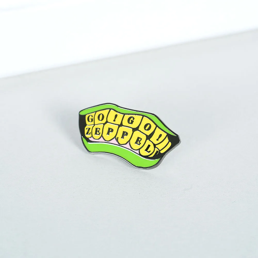 Anime JOJO's Bizarre Adventure Jerome Belin Green Lips Gold Teeth Metal Brooch Collar Accessory Y2k Fashion Toys Anime
Anime JOJO's Bizarre Adventure Jerome Belin Green Lips Gold Teeth Metal Brooch Collar Accessory Y2k Fashion Toys Anime
