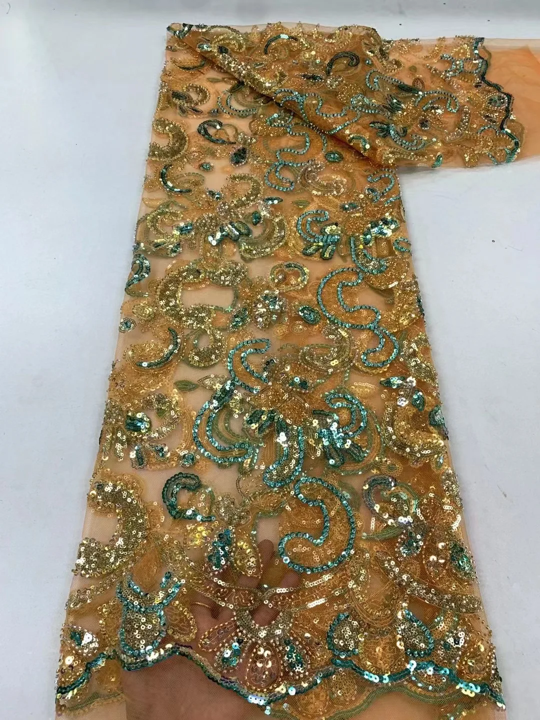 Wedding Lace Sequins Fabric African Beaded Mesh Sewing 5 Yards High Quality Bridal Tulle Sequence Luxury Handmade Crystal Beads
Wedding Lace Sequins Fabric African Beaded Mesh Sewing 5 Yards High Quality Bridal Tulle Sequence Luxury Handmade Crystal Beads