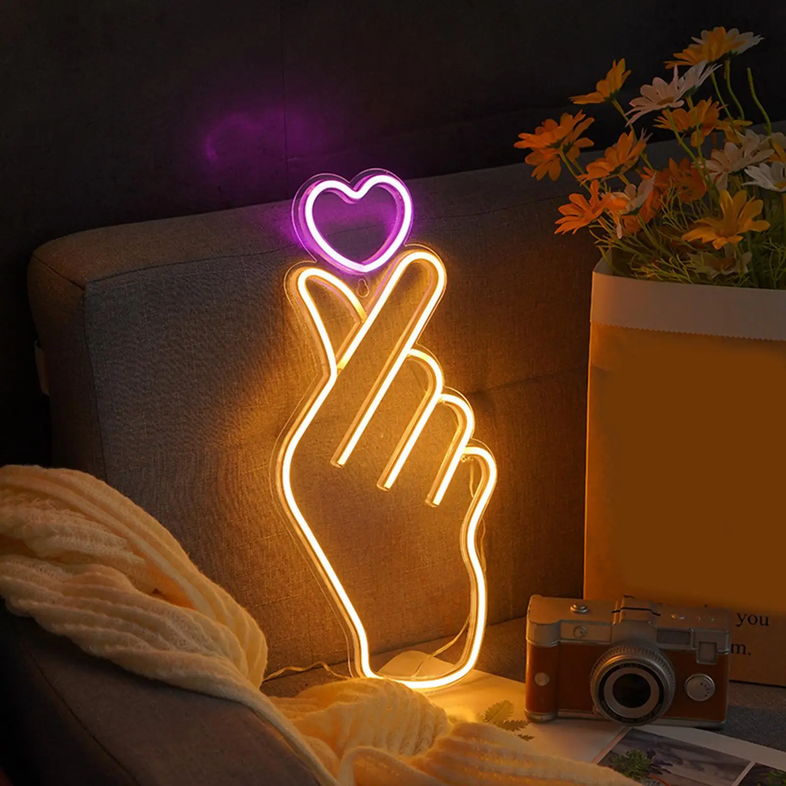 Heart Neon Lamp Sign Neon Sign USB Night Light Wall Hanging Decorative Lights for Bedroom Holiday Decor
Heart Neon Lamp Sign Neon Sign USB Night Light Wall Hanging Decorative Lights for Bedroom Holiday Decor
