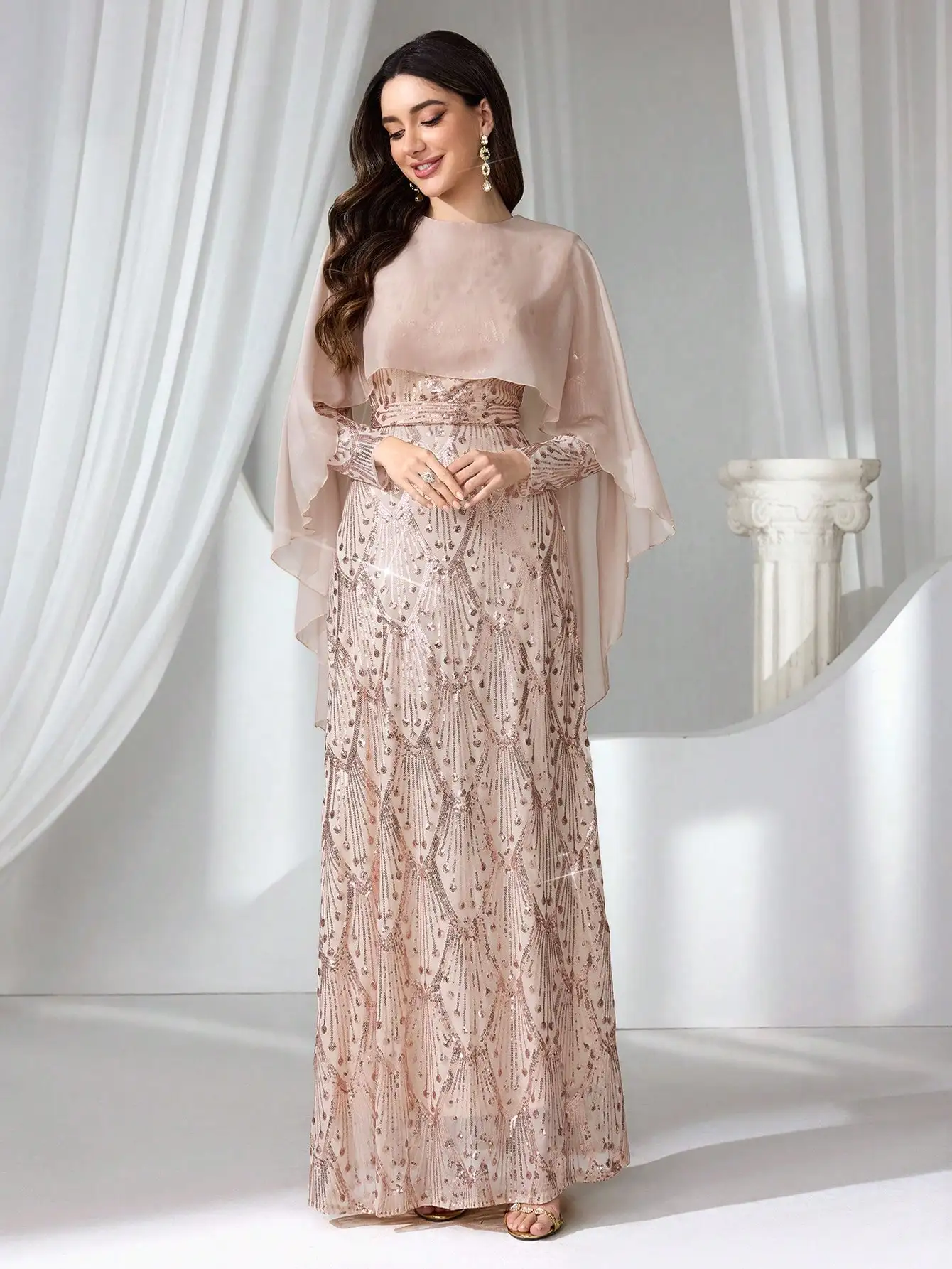 Women's Sequin Maxi Dress with Detachable Chiffon Cape, Elegant Formal Gown for Parties and Weddings
Women's Sequin Maxi Dress with Detachable Chiffon Cape, Elegant Formal Gown for Parties and Weddings