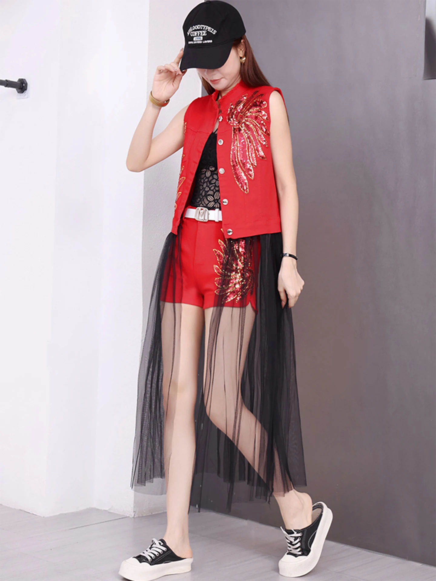 Korean Style Long Jacket Set Women's Embroidered Sequin Long Jacket Short Pants Fashionable Summer Outfit Cotton Blend Elastic
Korean Style Long Jacket Set Women's Embroidered Sequin Long Jacket Short Pants Fashionable Summer Outfit Cotton Blend Elastic