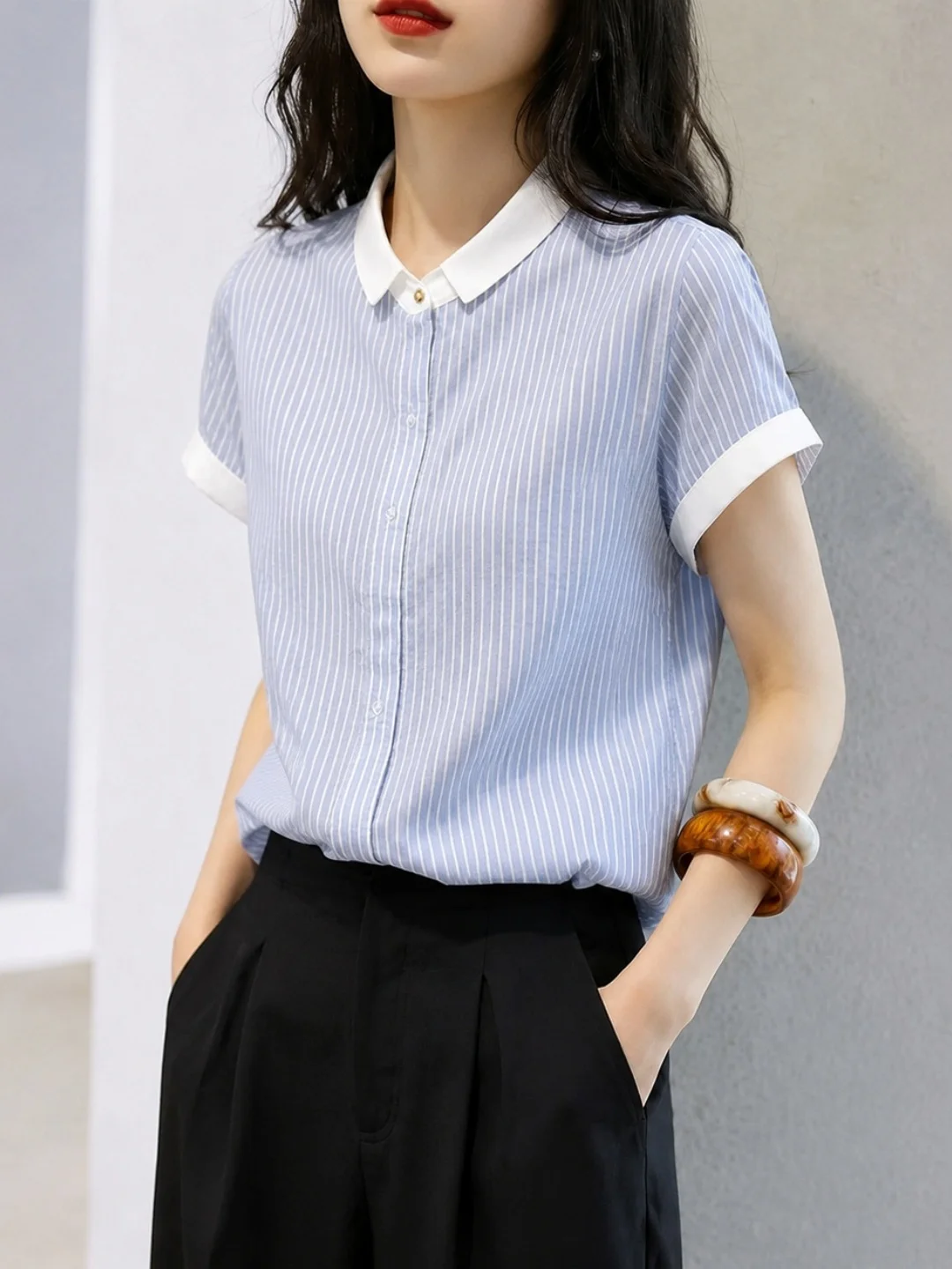 Summer Commute Style Striped Short Sleeve Shirt Women's Single Button Color Block Design Versatile Fashionable Top
Summer Commute Style Striped Short Sleeve Shirt Women's Single Button Color Block Design Versatile Fashionable Top