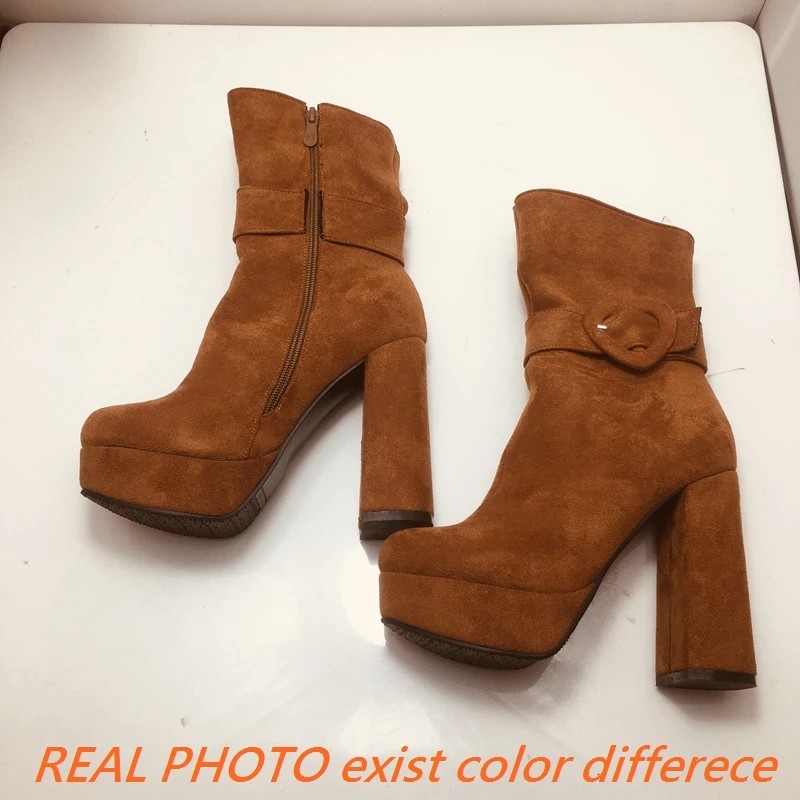 ASILETO Flock Suede Women Ankle Boots Round Toe Block High Heels Platform Hill Buckle Big Size 43 44 Bota
ASILETO Flock Suede Women Ankle Boots Round Toe Block High Heels Platform Hill Buckle Big Size 43 44 Bota