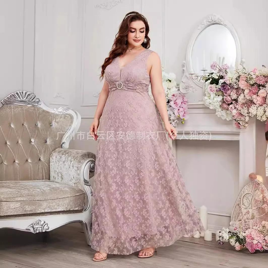 Fashionable oversized lace long dress, evening dress, oversized women's clothing
Fashionable oversized lace long dress, evening dress, oversized women's clothing
