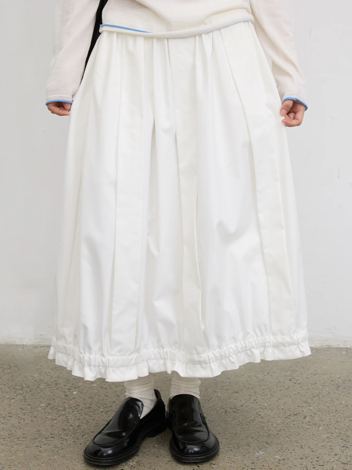 Юбка-трапеция Still Walking, длинная, ветрозащитная, плиссированная, из полиэстера, простого фасона, со средней талией, для города и повседневной носки
Юбка-трапеция Still Walking, длинная, ветрозащитная, плиссированная, из полиэстера, простого фасона, со средней талией, для города и повседневной носки