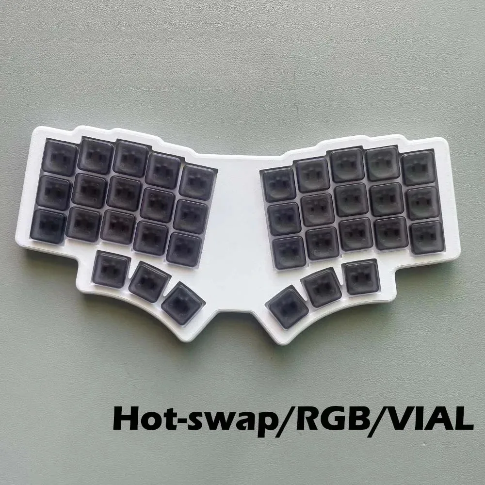 CHOC LP36 Mechanical Keyboard Portable Ultrathin Ergonomics Wired RGB Hot-swap Vial Programmable Keyboard Gaming Accessories
CHOC LP36 Mechanical Keyboard Portable Ultrathin Ergonomics Wired RGB Hot-swap Vial Programmable Keyboard Gaming Accessories