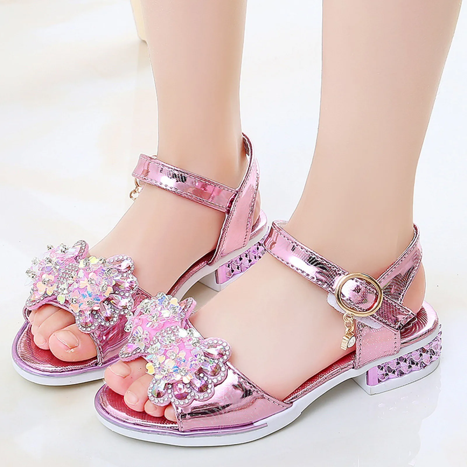Jelly Sandals for Toddler Children Slippers Cartoon Dinosaur Flat Bottom Home Breathable Beach Slippers Girls Slipper
Jelly Sandals for Toddler Children Slippers Cartoon Dinosaur Flat Bottom Home Breathable Beach Slippers Girls Slipper