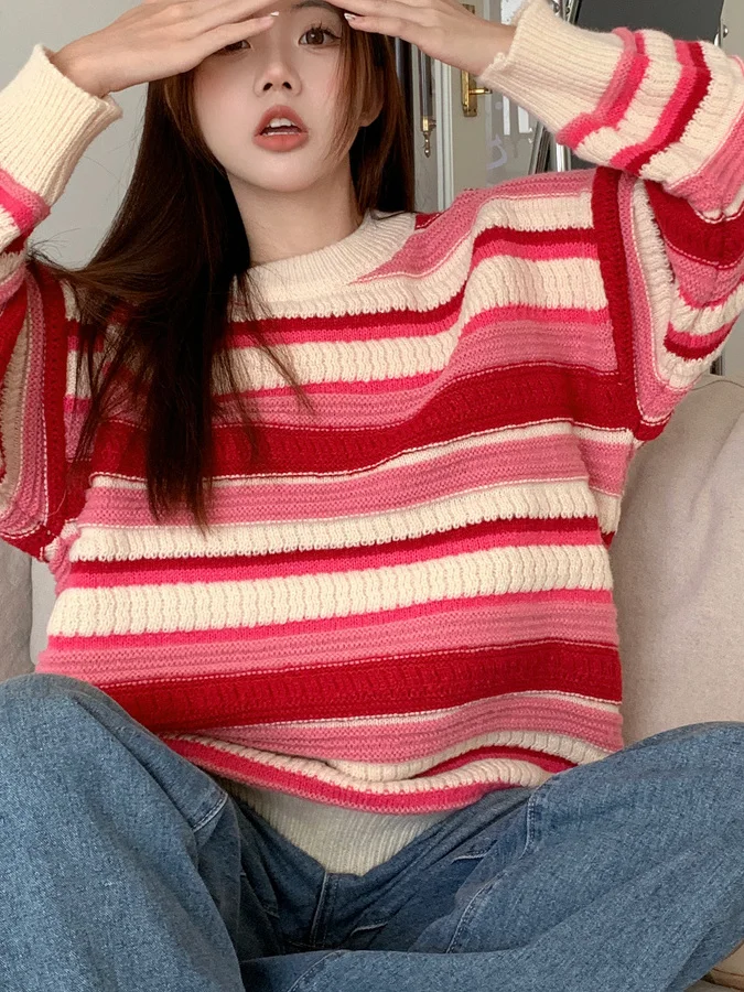 2025 New Lazy High-End Design Super Beautiful Loose Knitted Sweater Striped Women's Autumn Clothes Comfortable Long Sve ro...
2025 New Lazy High-End Design Super Beautiful Loose Knitted Sweater Striped Women's Autumn Clothes Comfortable Long Sve ro...