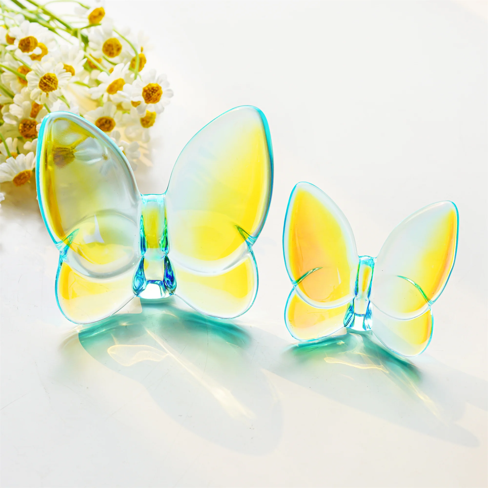 H&D 2pcs Crystal Butterfly Figurines Cyan-Blue Glass Butterflies Paperweight Decor for Home Glass Animal Collectibles for Women
H&D 2pcs Crystal Butterfly Figurines Cyan-Blue Glass Butterflies Paperweight Decor for Home Glass Animal Collectibles for Women
