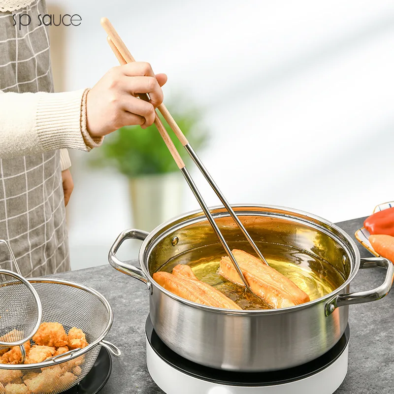Сверхдлинные палочки для еды с ручкой из бука, палочки для еды из нержавеющей стали, лапша для приготовления пищи, жареный горячий горшок, пищевые палочки, кухонные принадлежности
Сверхдлинные палочки для еды с ручкой из бука, палочки для еды из нержавеющей стали, лапша для приготовления пищи, жареный горячий горшок, пищевые палочки, кухонные принадлежности