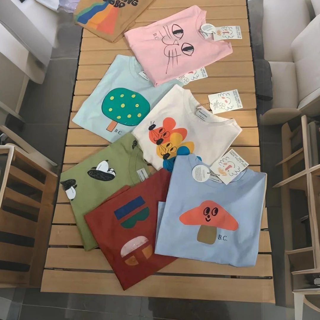 2025 INS Korea Style Autumn/Winter Boys and Girls Trendy Cool Top letter Cartoon Cute Long Sleeve Bottom Shirt Children T-shirt
2025 INS Korea Style Autumn/Winter Boys and Girls Trendy Cool Top letter Cartoon Cute Long Sleeve Bottom Shirt Children T-shirt