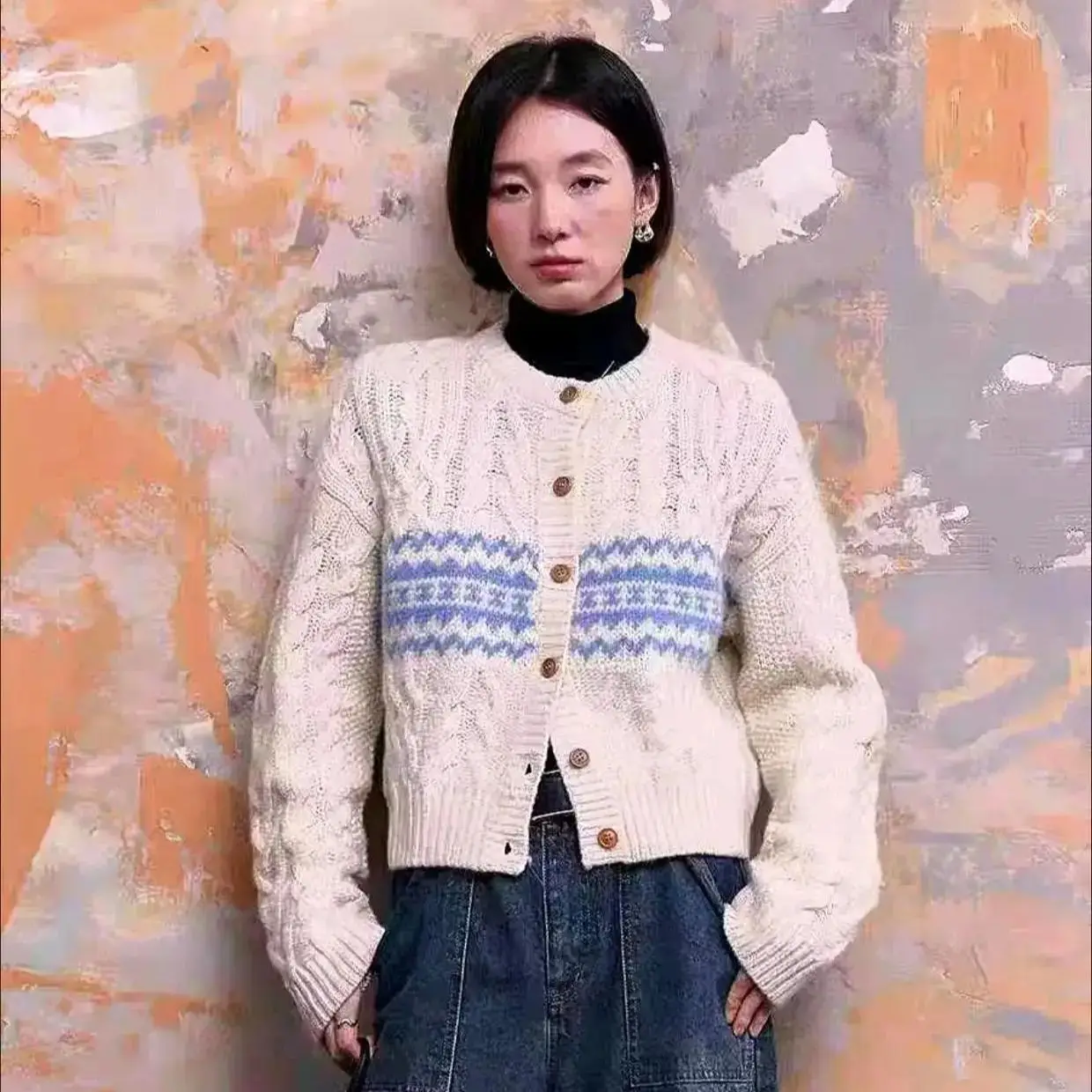 Striped Patchwork Twist Sweater Cardigan Korean Gray Round Neck 2024 Autumn New Long Sleeve Knitted Jacket Women
Striped Patchwork Twist Sweater Cardigan Korean Gray Round Neck 2024 Autumn New Long Sleeve Knitted Jacket Women