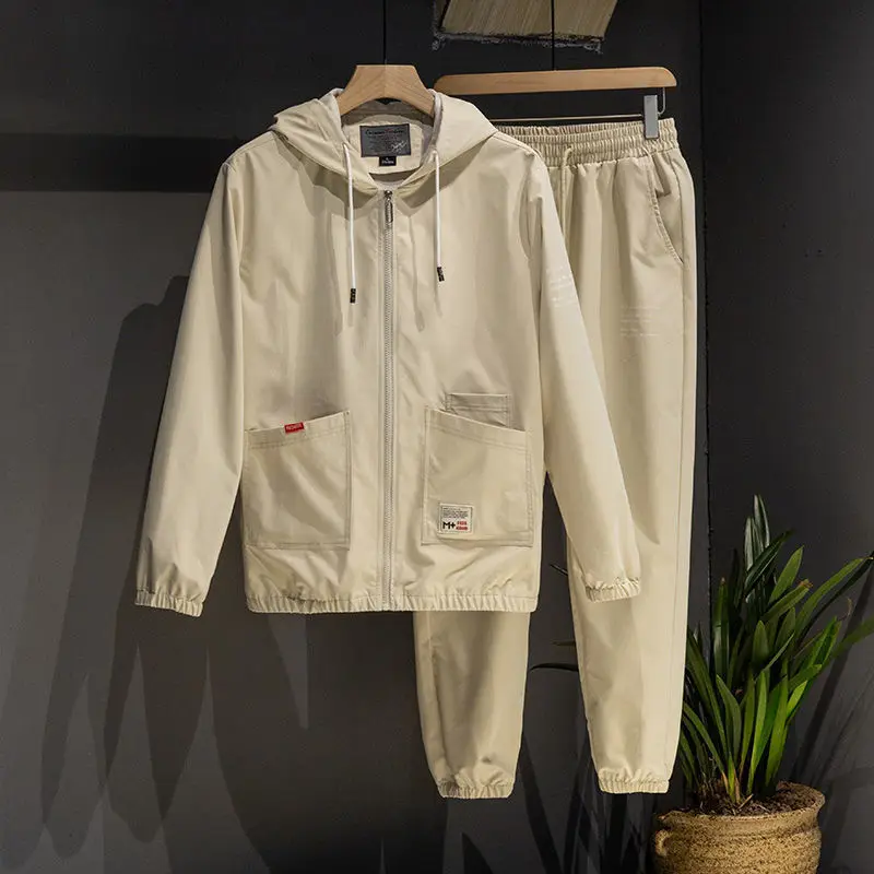 Spring Autumn Casual Suit Men's Solid Color Sports Jacket Two-piece Sets New Fashion Zipper Hooded Jackets Drawstring Pants
Spring Autumn Casual Suit Men's Solid Color Sports Jacket Two-piece Sets New Fashion Zipper Hooded Jackets Drawstring Pants