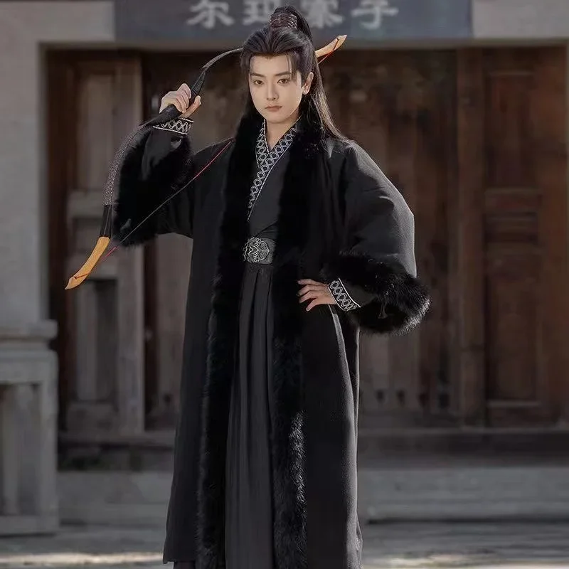 Мужская шуба династии Сун, костюм ниши, модный древний королевский насыщенный мужской костюм для косплея, зимнее плюшевое платье ханьфу с лисьим мехом
Мужская шуба династии Сун, костюм ниши, модный древний королевский насыщенный мужской костюм для косплея, зимнее плюшевое платье ханьфу с лисьим мехом