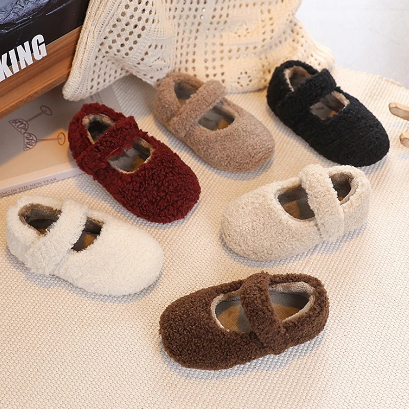 Child Winter Cottonboot2025new Korean Version Child Soft Soledboot Simple Lightweight Girls Anti Slip Plush Baby Home Singleboot
Child Winter Cottonboot2025new Korean Version Child Soft Soledboot Simple Lightweight Girls Anti Slip Plush Baby Home Singleboot