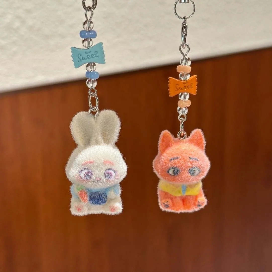 2pcs New For Zootopia2 Cute Keychain Cartoon Resin Animals Charms Girl Keyring Carbag Purse Phones Key Ring Christmas Gift
2pcs New For Zootopia2 Cute Keychain Cartoon Resin Animals Charms Girl Keyring Carbag Purse Phones Key Ring Christmas Gift