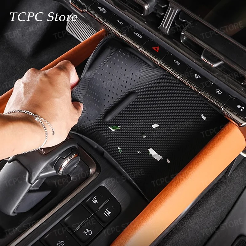 For Great Wall GWM Haval H9 II 2024 2025 2nd Gen Anti-skid Pad Car Phone Wireless Charging Non-slip Pad Silicone Accessories
For Great Wall GWM Haval H9 II 2024 2025 2nd Gen Anti-skid Pad Car Phone Wireless Charging Non-slip Pad Silicone Accessories