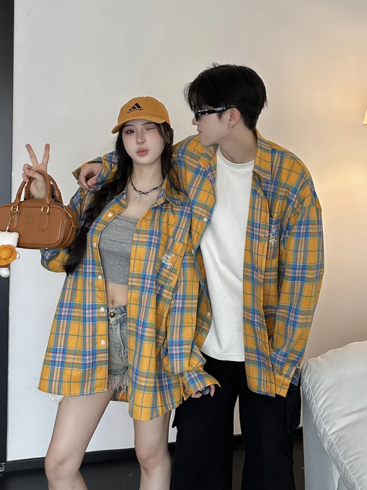 Couples Spring Fashion Loose Men's Plaid Shirt Outerwear American Style Breathable Long Sleeve Youth Popular Autumn Wear
Couples Spring Fashion Loose Men's Plaid Shirt Outerwear American Style Breathable Long Sleeve Youth Popular Autumn Wear