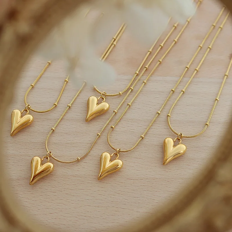 5Pcs Romantic Valentine's Day Jewelry Gift Stainless Steel Gold Love Heart Pendant Necklace Retro Simple For Women Gift
5Pcs Romantic Valentine's Day Jewelry Gift Stainless Steel Gold Love Heart Pendant Necklace Retro Simple For Women Gift