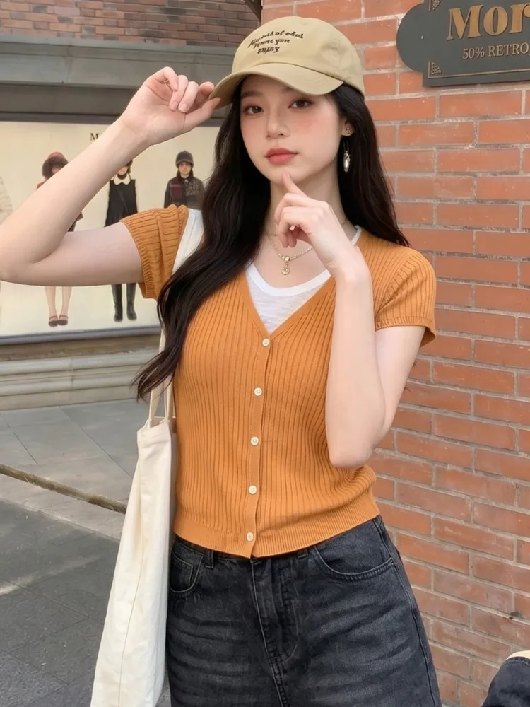 Korean Style Dopaamine Summer Short Sleeve Knitted Linen Women's T-Shirt Slim Fit Design Fake Two-Piece Top City Walk Suitable
Korean Style Dopaamine Summer Short Sleeve Knitted Linen Women's T-Shirt Slim Fit Design Fake Two-Piece Top City Walk Suitable