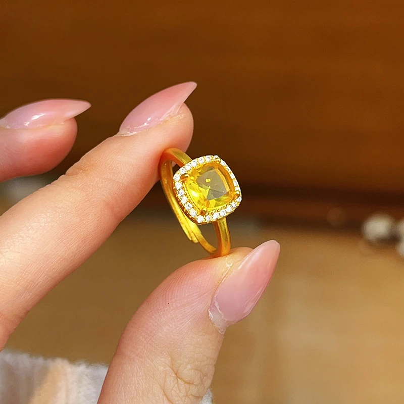 Classic 14kt Gold Color Yellow Zircon Sugar Ring for Women Light Luxury Finger Ring for Women Jewelry Gifts Not Fade
Classic 14kt Gold Color Yellow Zircon Sugar Ring for Women Light Luxury Finger Ring for Women Jewelry Gifts Not Fade