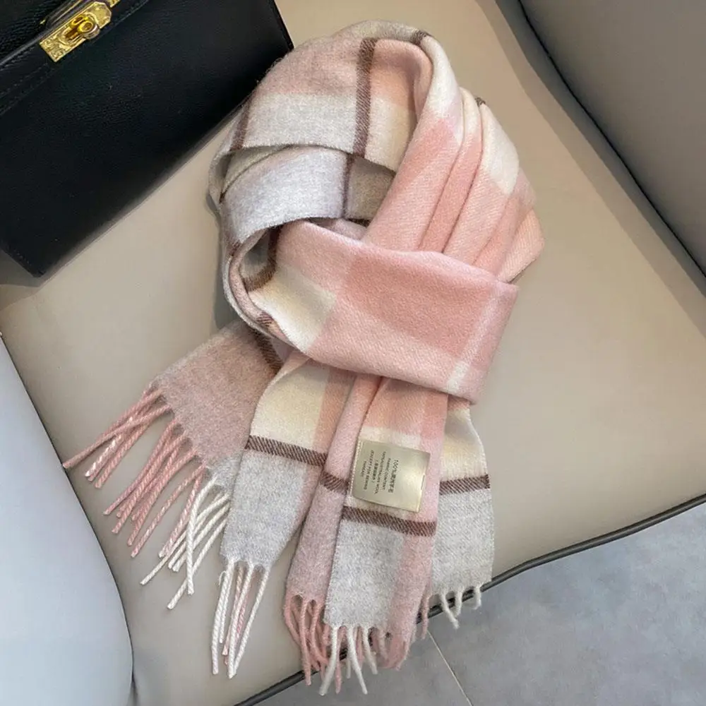 Pashmina Mujer Women Scarf 100% Wool Plaid Wrap Scarves Couple's Shawl Femme Vintage Autumn Winter Preppy Style Neck Warmer
Pashmina Mujer Women Scarf 100% Wool Plaid Wrap Scarves Couple's Shawl Femme Vintage Autumn Winter Preppy Style Neck Warmer
