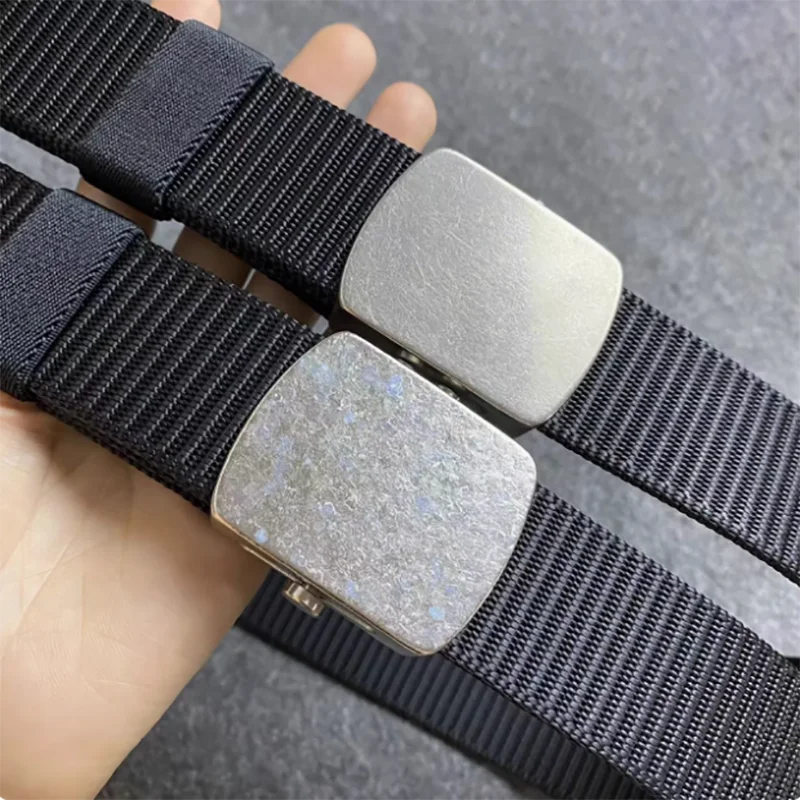 Pure titanium roller automatic buckle belt tactical outdoor thick nylon waist belt anti allergic infinite adjustment
Pure titanium roller automatic buckle belt tactical outdoor thick nylon waist belt anti allergic infinite adjustment