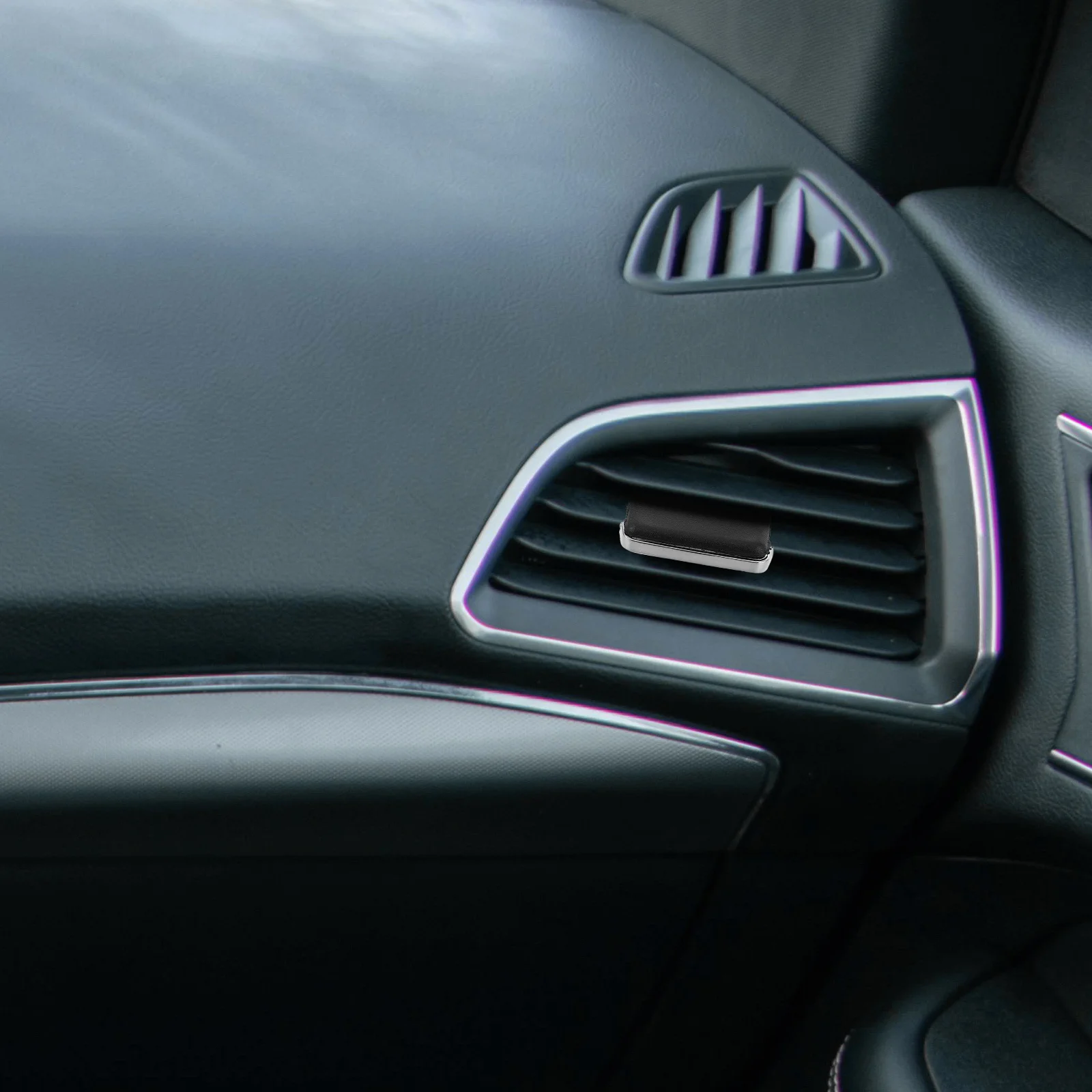 4Pcs Car Air Conditioning Vent Clips Front Center Outlet Tab Black Plastic Repair Car Air Vent Grille Clip Interior Accessory
4Pcs Car Air Conditioning Vent Clips Front Center Outlet Tab Black Plastic Repair Car Air Vent Grille Clip Interior Accessory