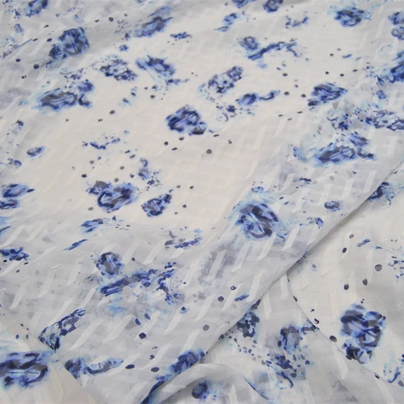 Oganic Natural Luxury White Blue Good Texture Silk Jacquard Fabric Woven 9m/m 140cm for Men Women Garment Pants Cover Scarves
Oganic Natural Luxury White Blue Good Texture Silk Jacquard Fabric Woven 9m/m 140cm for Men Women Garment Pants Cover Scarves