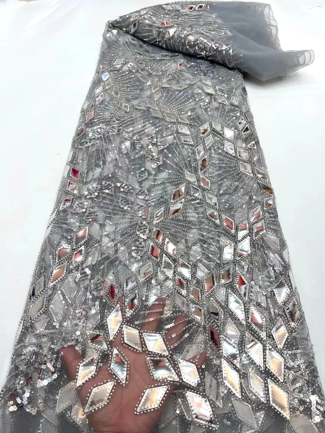 African Sequins Tulle Lace Fabric 5 Yards 2023 High Quality Embroidered French Net Lace Nigerian Beaded Lace for Party VXC5421
African Sequins Tulle Lace Fabric 5 Yards 2023 High Quality Embroidered French Net Lace Nigerian Beaded Lace for Party VXC5421